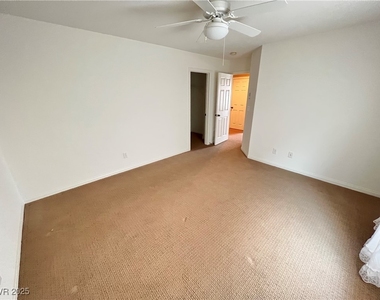 742 Canary Wharf Drive - Photo Thumbnail 30