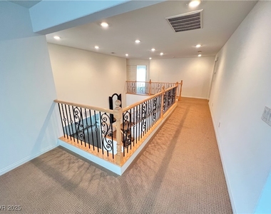 742 Canary Wharf Drive - Photo Thumbnail 24