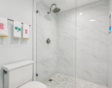 5400 N Ocean Drive E - Photo Thumbnail 24
