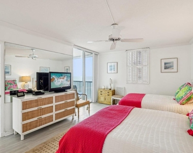5400 N Ocean Drive E - Photo Thumbnail 18