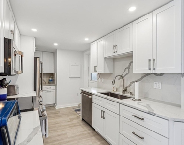 5400 N Ocean Drive E - Photo Thumbnail 11