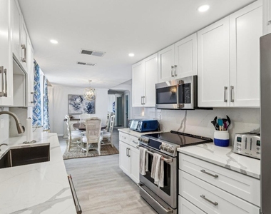 5400 N Ocean Drive E - Photo Thumbnail 12