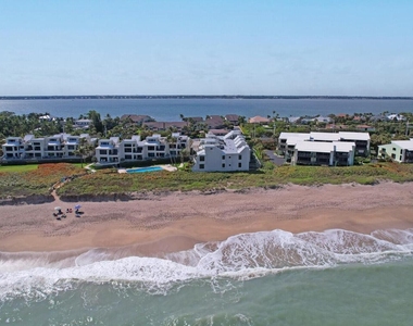 2051 Ne Ocean Boulevard - Photo Thumbnail 36