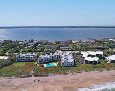2051 Ne Ocean Boulevard - Photo Thumbnail 25