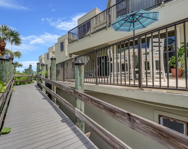 2051 Ne Ocean Boulevard - Photo Thumbnail 23