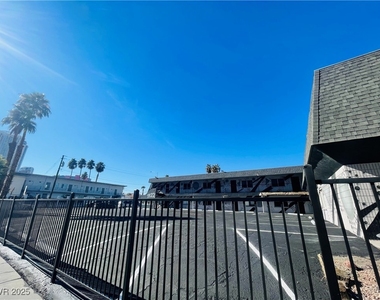 1922 Fairfield 1 Avenue - Photo Thumbnail 19