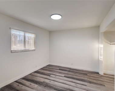 1922 Fairfield 1 Avenue - Photo Thumbnail 11
