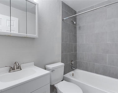 5001 Obannon Drive - Photo Thumbnail 17