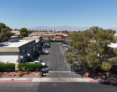 5001 Obannon Drive - Photo Thumbnail 25