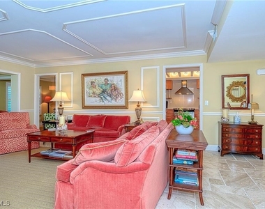 285 5th Avenue S - Photo Thumbnail 15