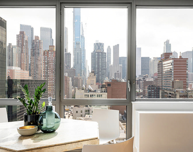 West 57th Street - Photo Thumbnail 1
