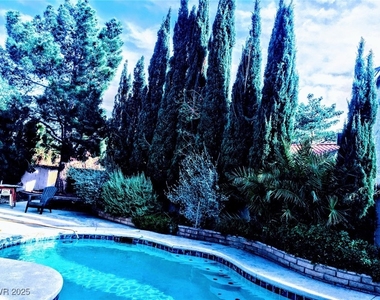5315 Winston Drive - Photo Thumbnail 1