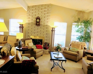 5315 Winston Drive - Photo Thumbnail 6