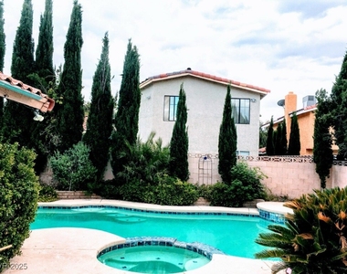 5315 Winston Drive - Photo Thumbnail 2