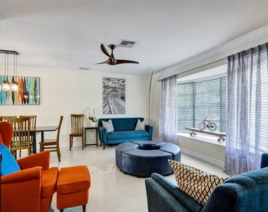 2051 Coral Reef Drive - Photo Thumbnail 3