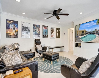 2051 Coral Reef Drive - Photo Thumbnail 13
