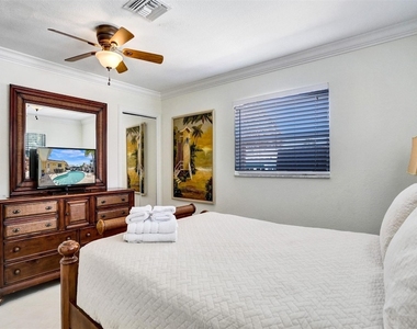 2051 Coral Reef Drive - Photo Thumbnail 27