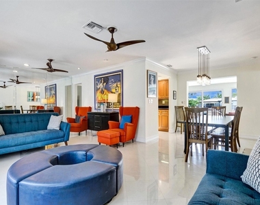 2051 Coral Reef Drive - Photo Thumbnail 6