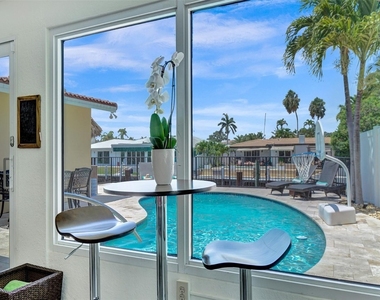 2051 Coral Reef Drive - Photo Thumbnail 22