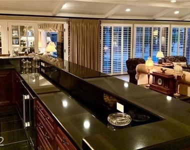 2801 Pinto Lane - Photo Thumbnail 7