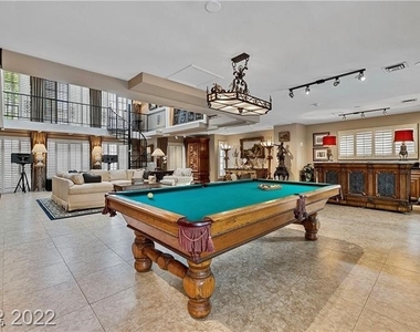 2801 Pinto Lane - Photo Thumbnail 16