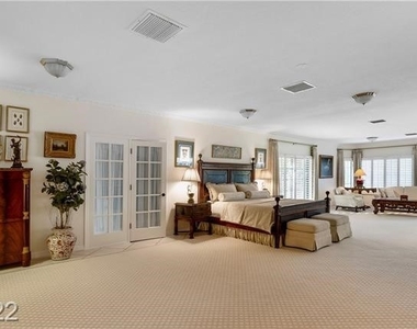2801 Pinto Lane - Photo Thumbnail 23
