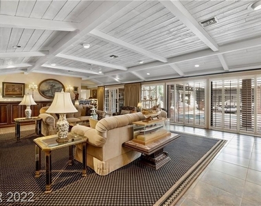 2801 Pinto Lane - Photo Thumbnail 9