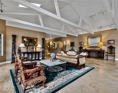 2801 Pinto Lane - Photo Thumbnail 28