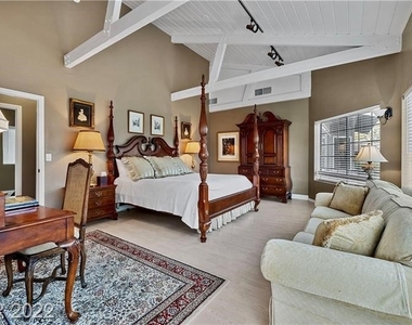 2801 Pinto Lane - Photo Thumbnail 30