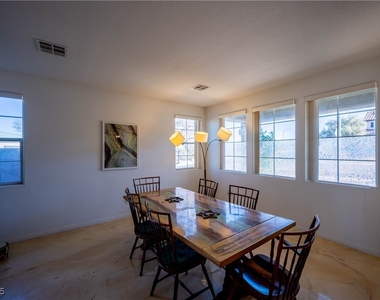 359 Hoskins Court - Photo Thumbnail 31
