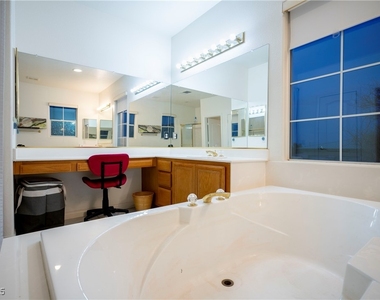 359 Hoskins Court - Photo Thumbnail 72
