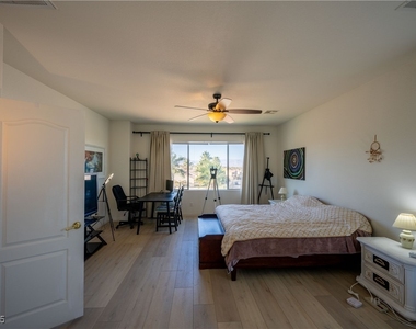359 Hoskins Court - Photo Thumbnail 39