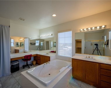 359 Hoskins Court - Photo Thumbnail 44