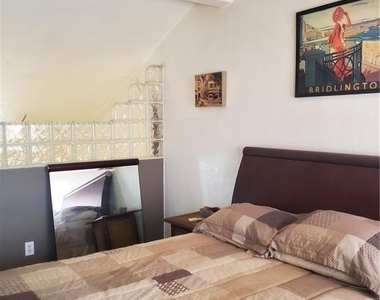 4032 Village Square - Photo Thumbnail 32