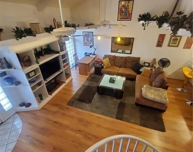 4032 Village Square - Photo Thumbnail 27