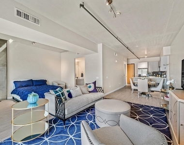 353 E Bonneville Avenue - Photo Thumbnail 7