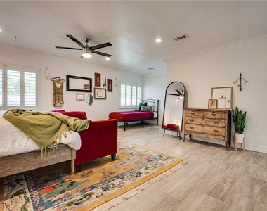 1321 S 7th Street - Photo Thumbnail 23