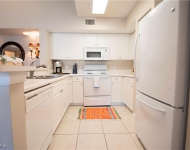 1220 Wildwood Lakes Boulevard - Photo Thumbnail 17
