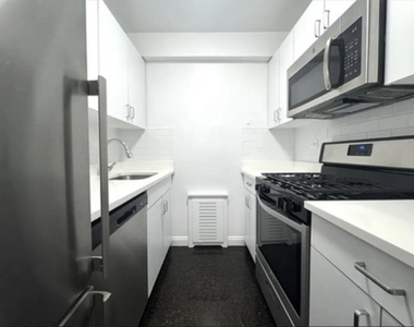 405 East 56th Street, 3D - Photo Thumbnail 4