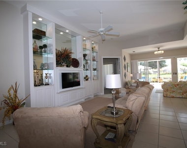 3019 Ellice Way - Photo Thumbnail 11