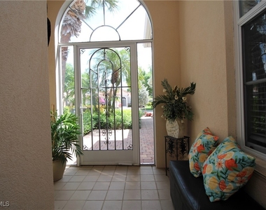 3019 Ellice Way - Photo Thumbnail 9