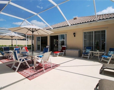 3019 Ellice Way - Photo Thumbnail 6