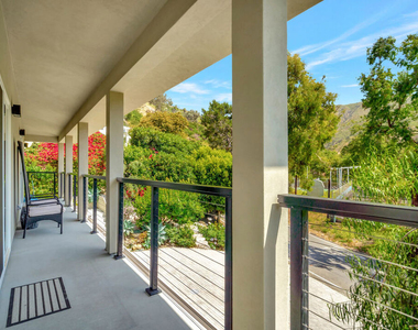 3859 Rambla Pacifico - Photo Thumbnail 49