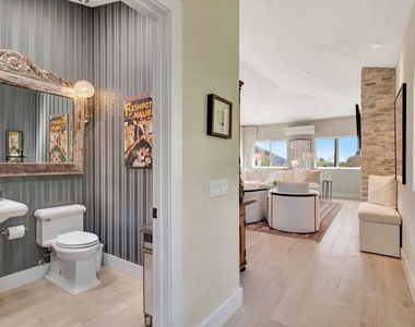 3859 Rambla Pacifico - Photo Thumbnail 22