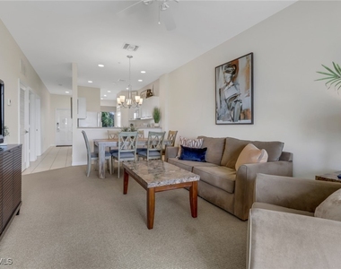 7915 Mahogany Run Lane - Photo Thumbnail 23