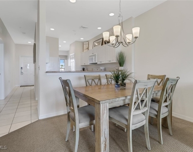 7915 Mahogany Run Lane - Photo Thumbnail 20