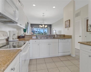 7915 Mahogany Run Lane - Photo Thumbnail 14