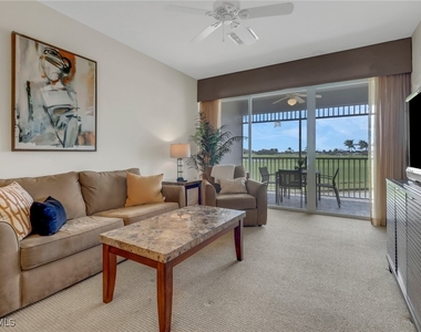 7915 Mahogany Run Lane - Photo Thumbnail 21
