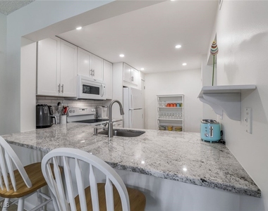 1087 Forest Lakes Drive - Photo Thumbnail 6