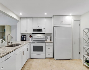 1087 Forest Lakes Drive - Photo Thumbnail 9